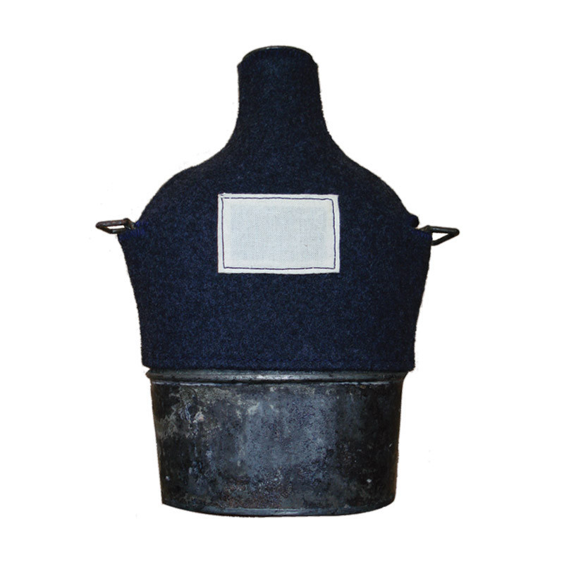Housse réglementaire pour petit bidon de cavalerie modèle 1884 en drap gris de fer bleuté