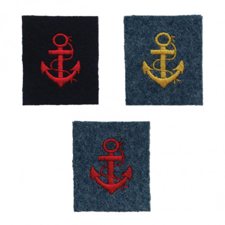 Embroidered anchors for kepi or cap